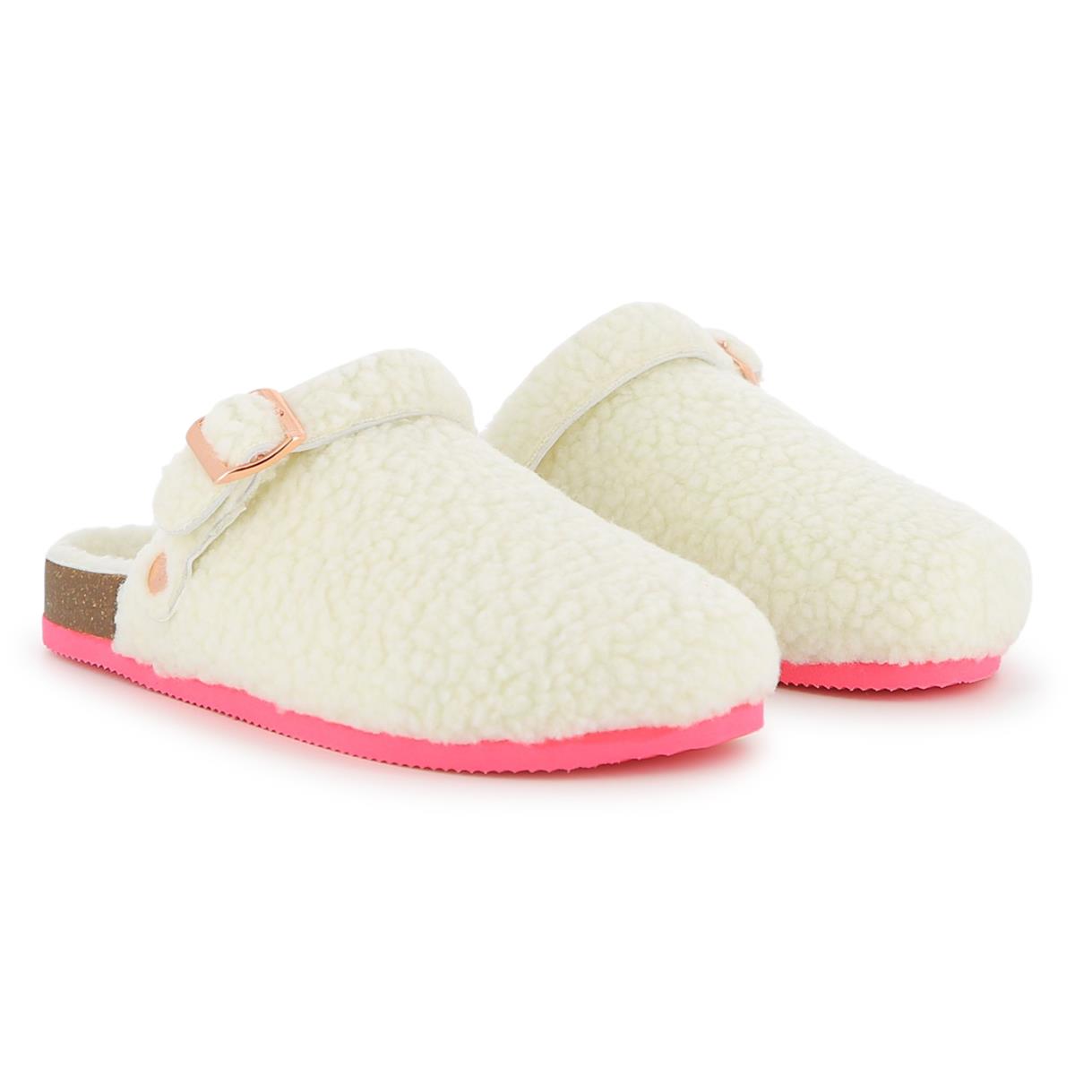 CHAUSSONS