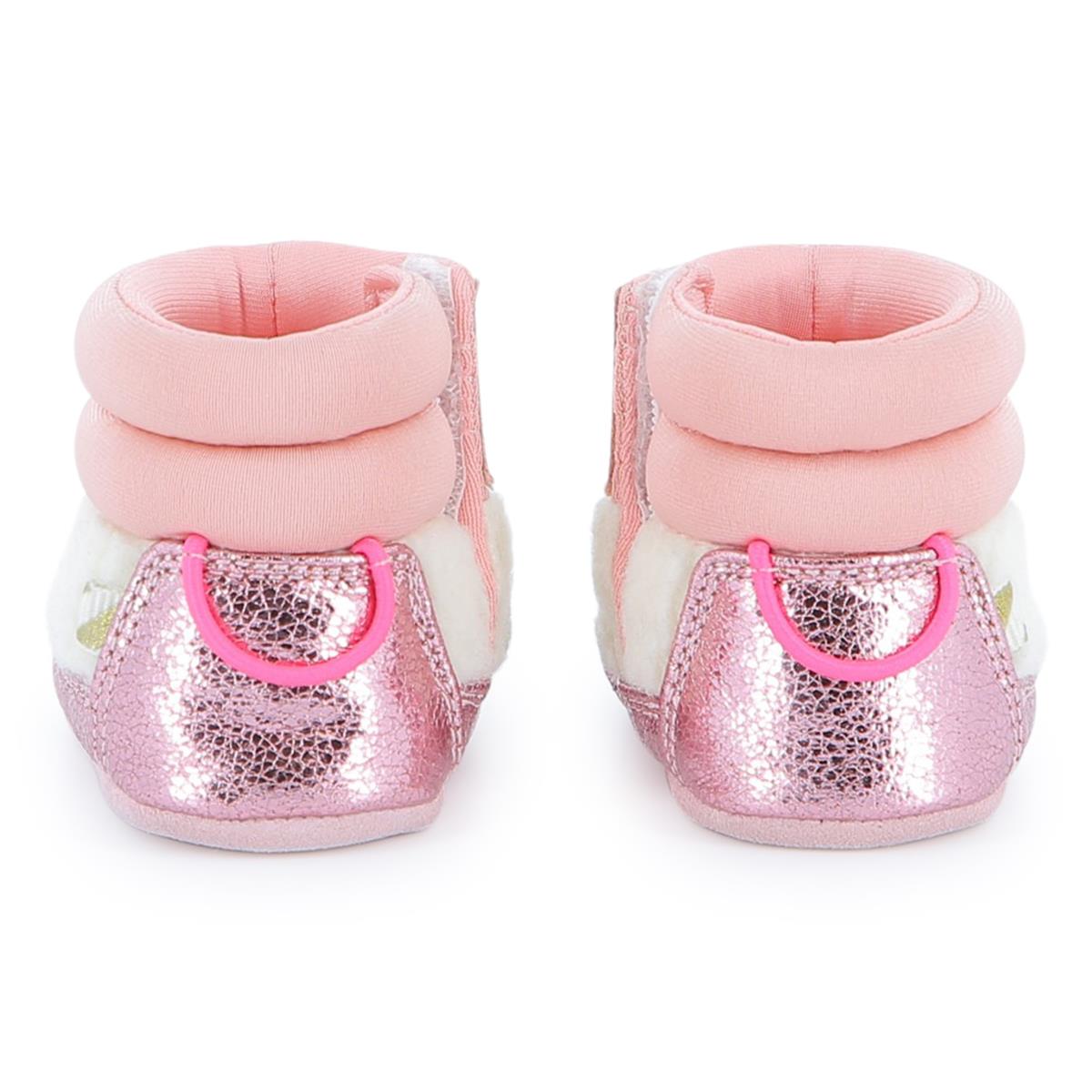 MOONBOOTS