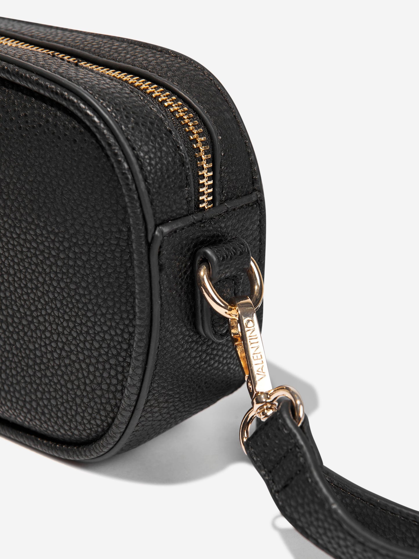 Valentino Girls Miramar 斜挎包 黑色（20 厘米）