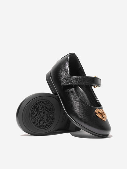 Versace 女童心形徽标鞋（黑色）