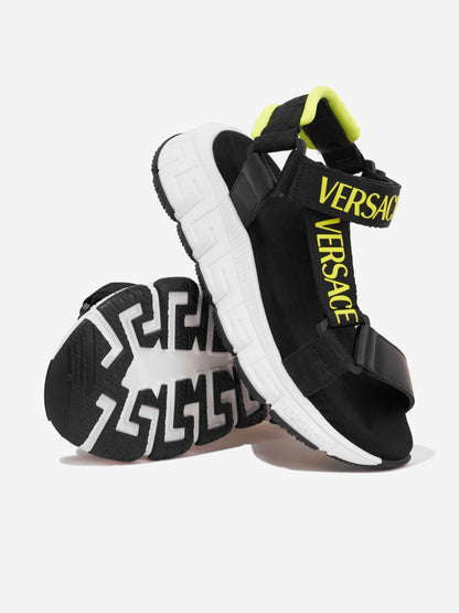 Versace Kids 徽标带凉鞋（黑色）