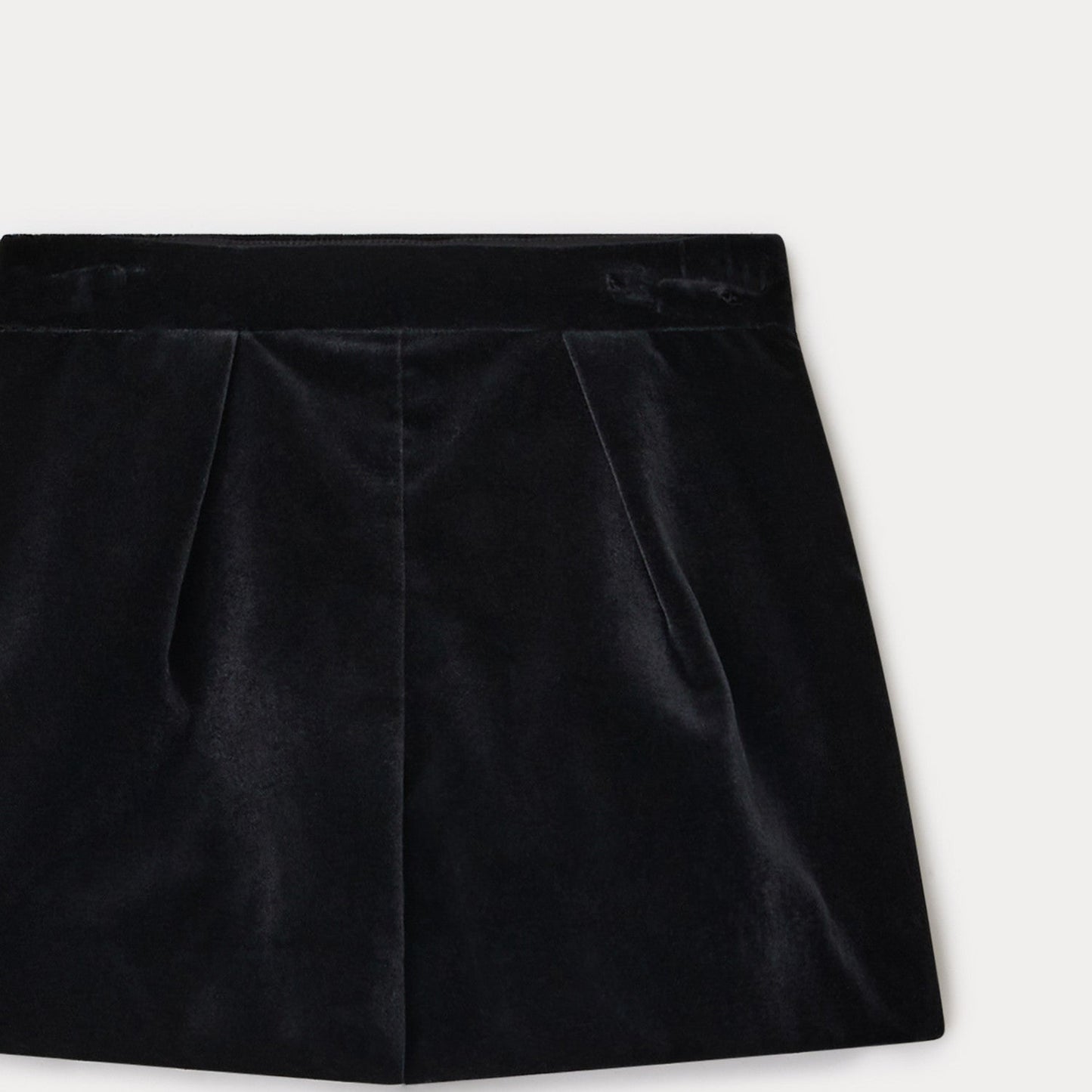 女童黑色棉短裤