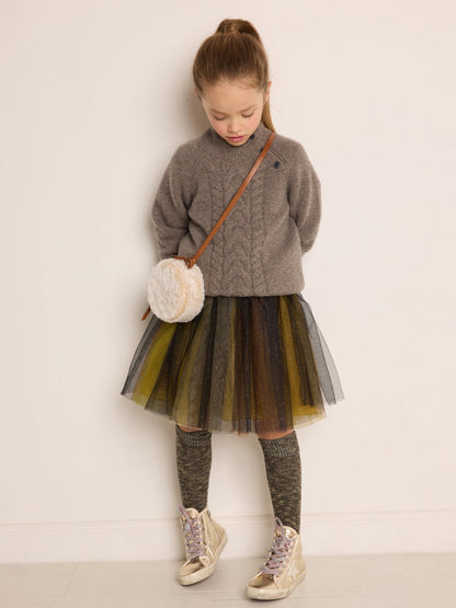 女童棕色羊绒毛衣