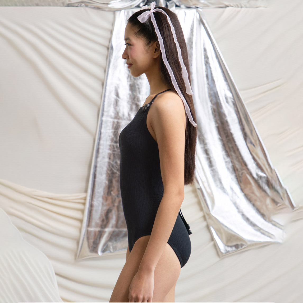 女士黑色专业泳衣