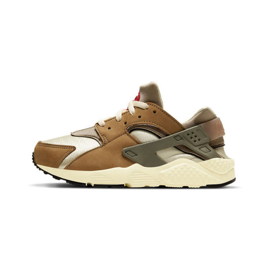 Nike Air Huarache x Stussy 沙漠棕运动鞋