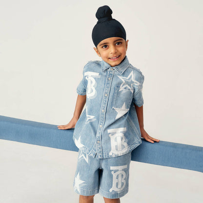 男童浅蓝色牛仔短裤