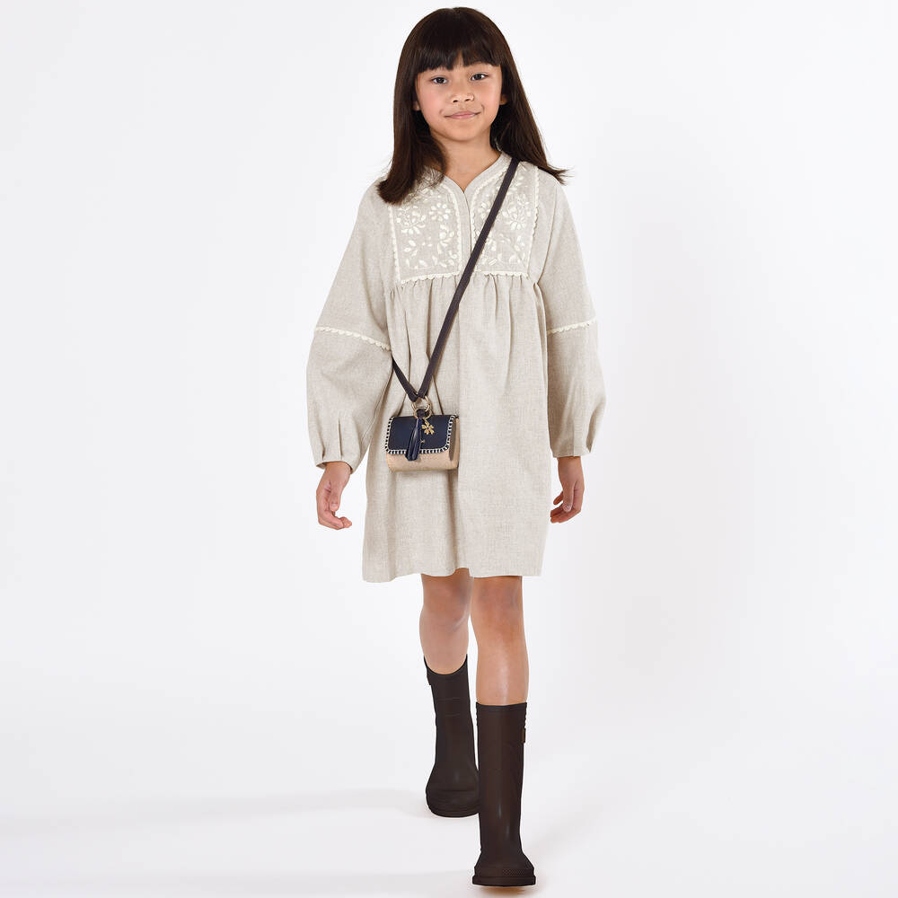 女童米色刺绣棉连衣裙