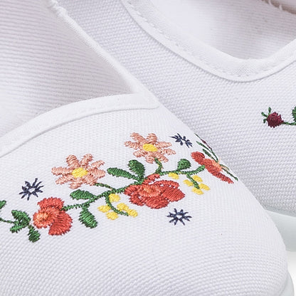 Girls Ecru Embroided Slippers With Buckle