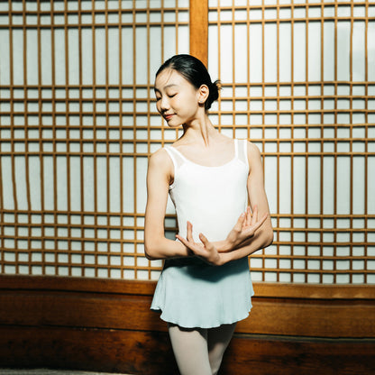 女童白色芭蕾舞连体衣