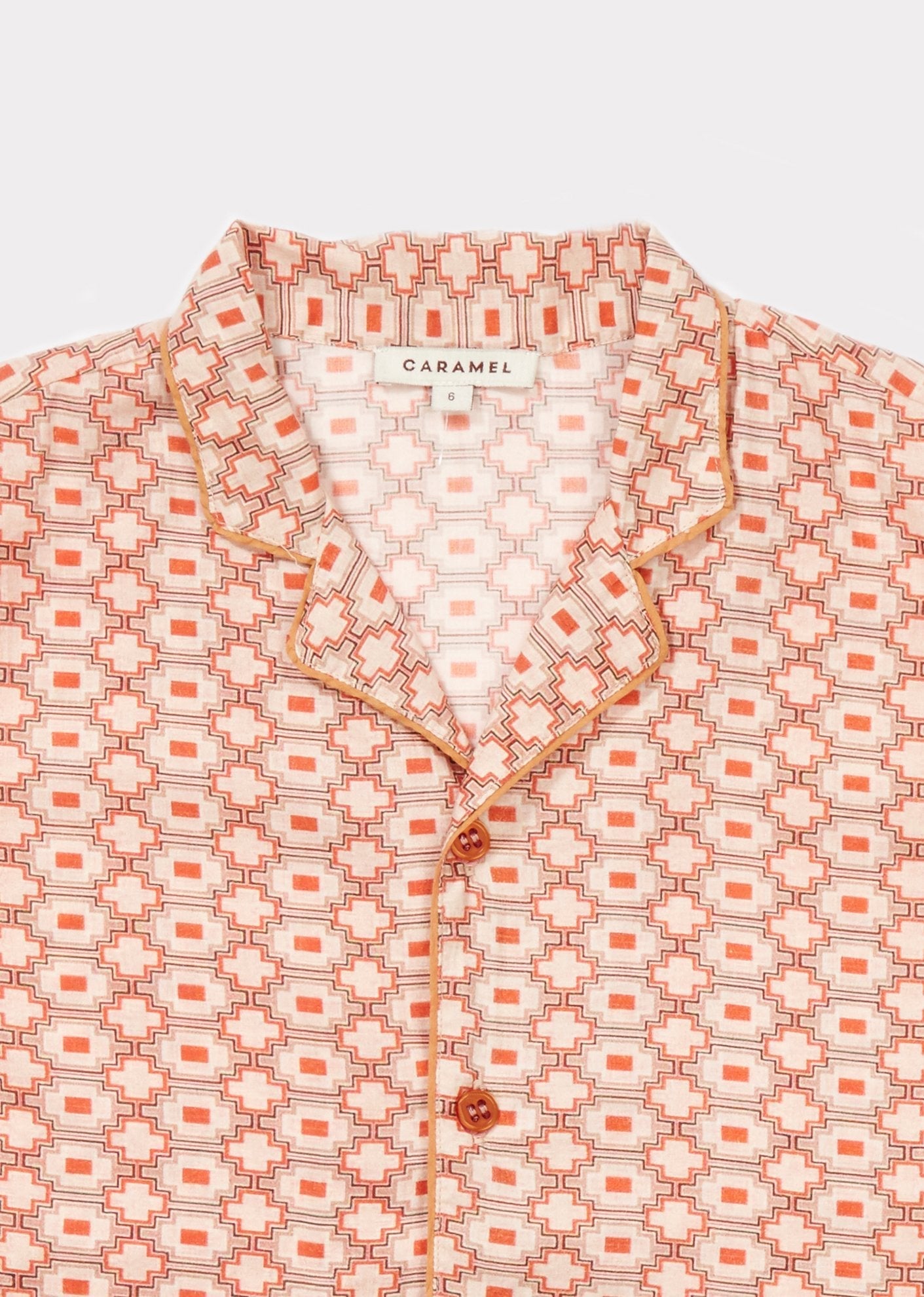 男童红色棉衬衫