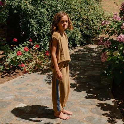 儿童驼色棉长裤