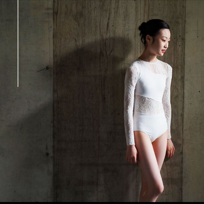 女童白色"Maiko Miyauchi2℃/White"芭蕾舞连体衣