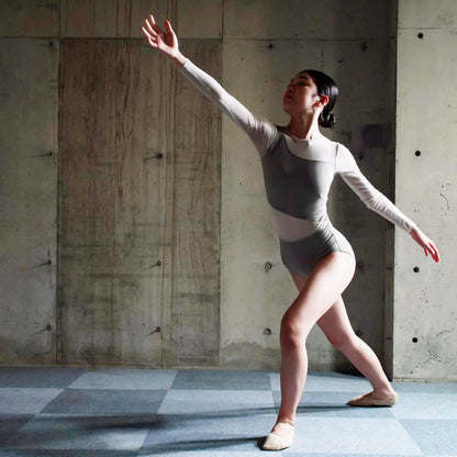 女童灰色"maiko miyauchi4/Ash Gray"芭蕾舞连体衣