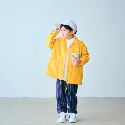 儿童黄色夹克