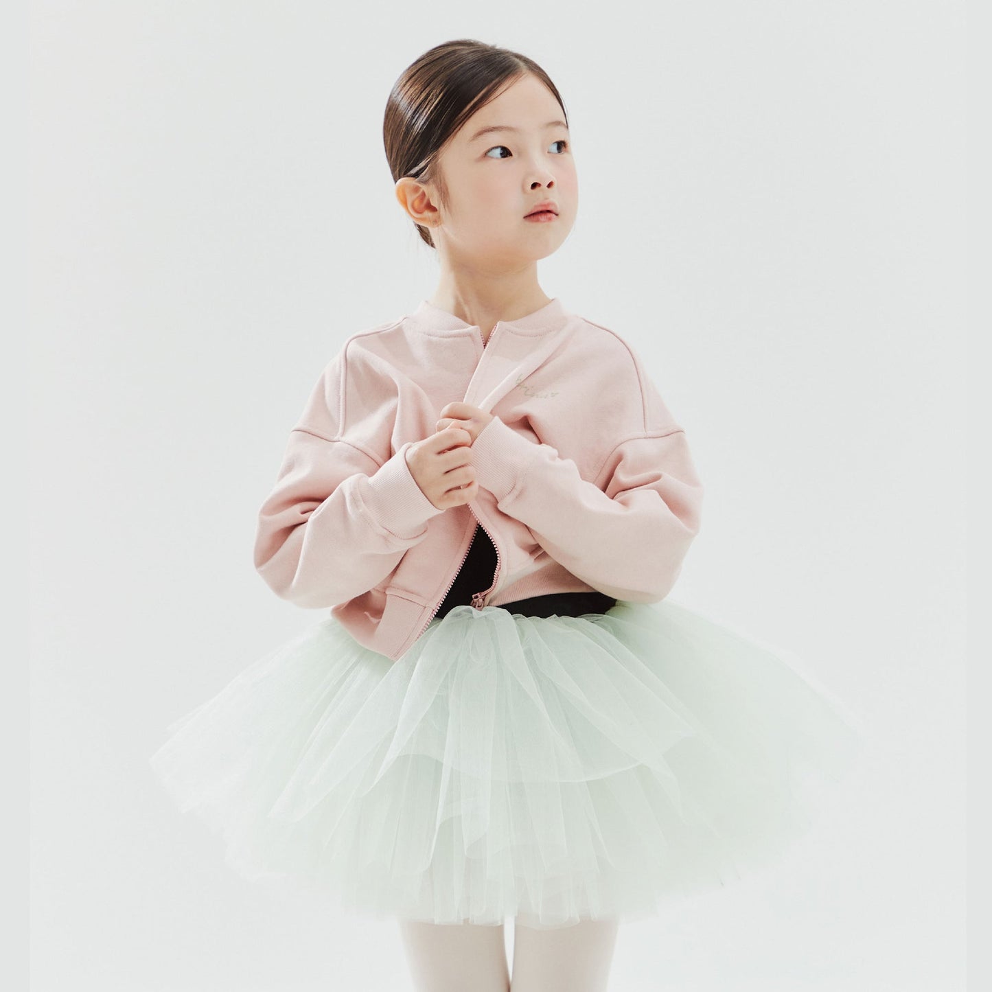 女童紫色芭蕾舞拉链夹克