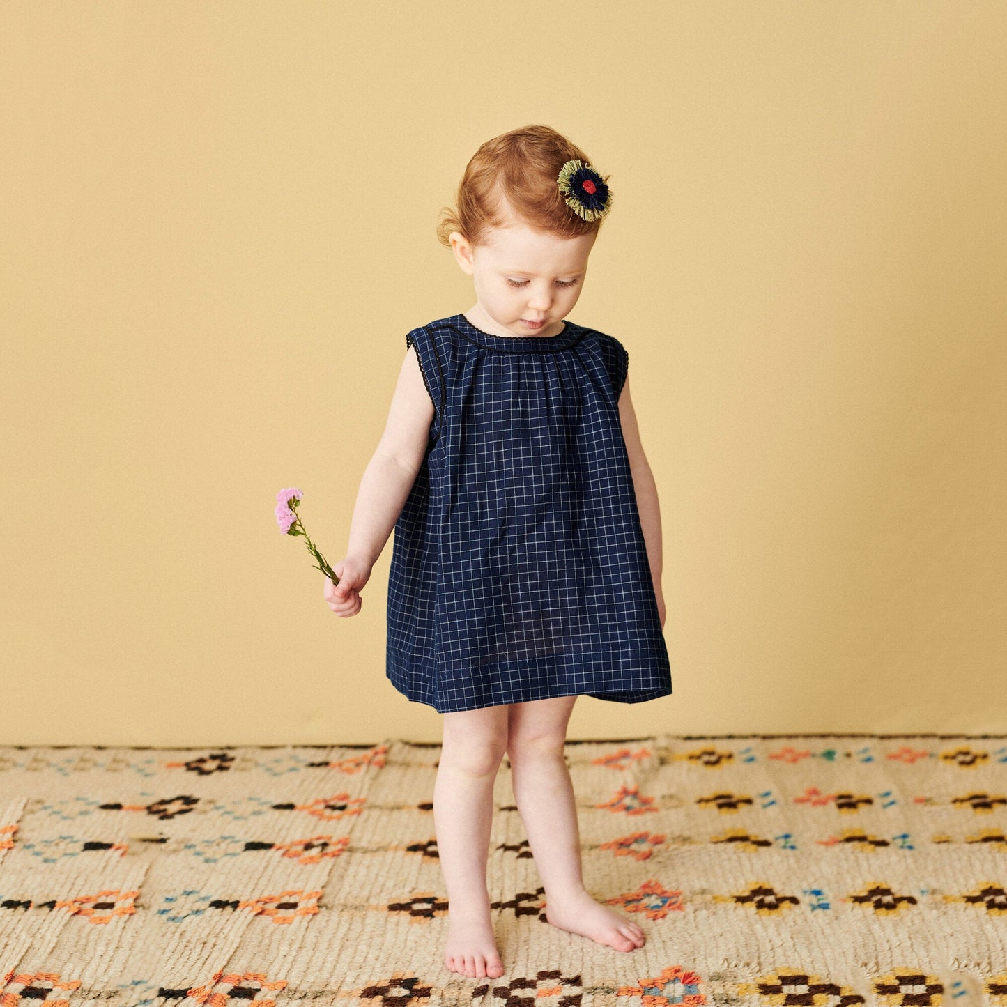 女婴藏青色格子棉连衣裙