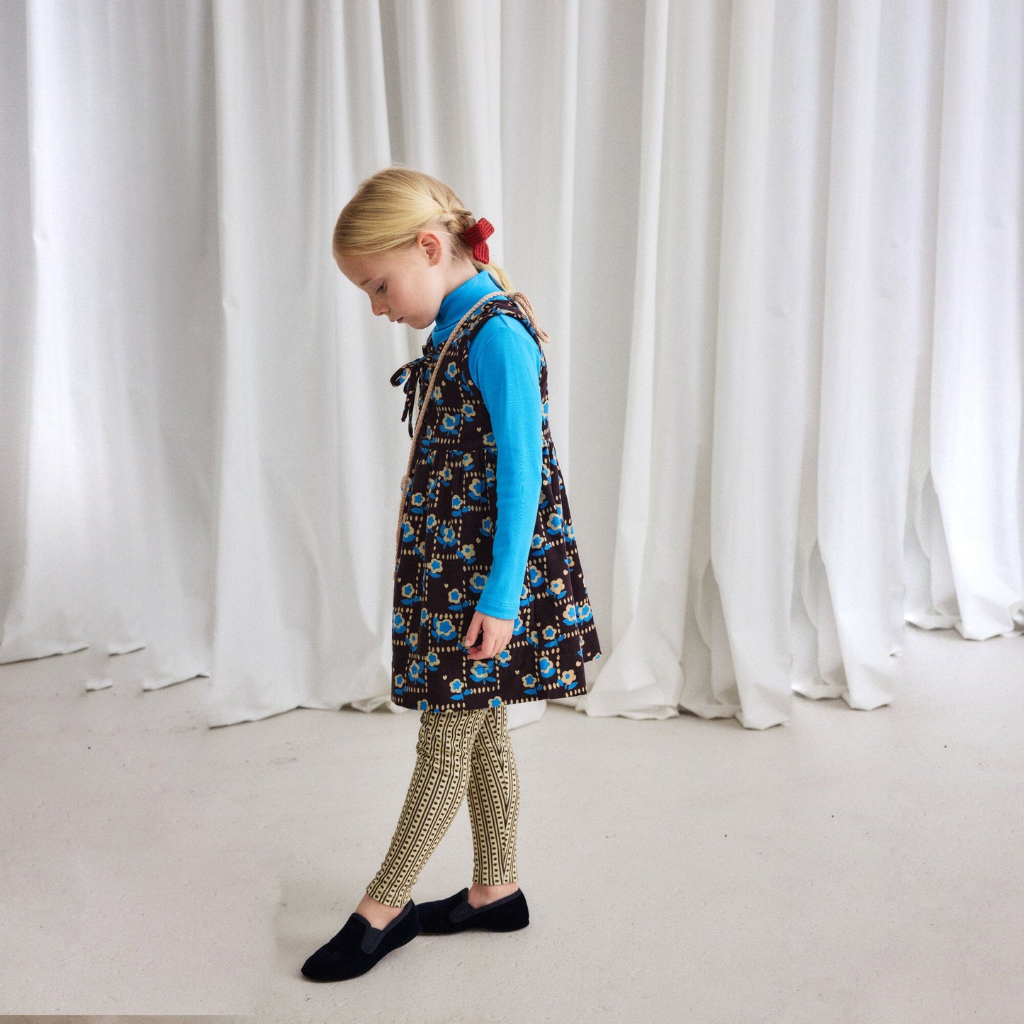 女童深棕色印花棉连衣裙