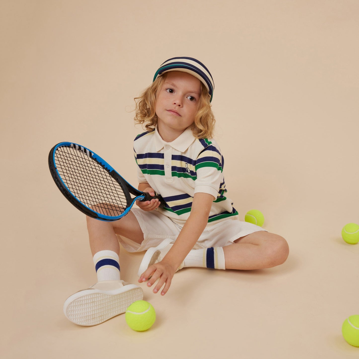 男童白色太阳帽