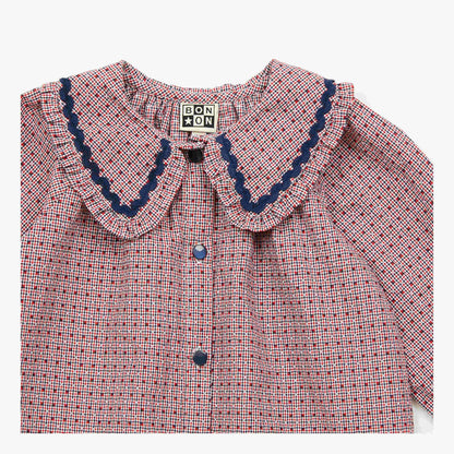 女婴粉色棉连衣裙