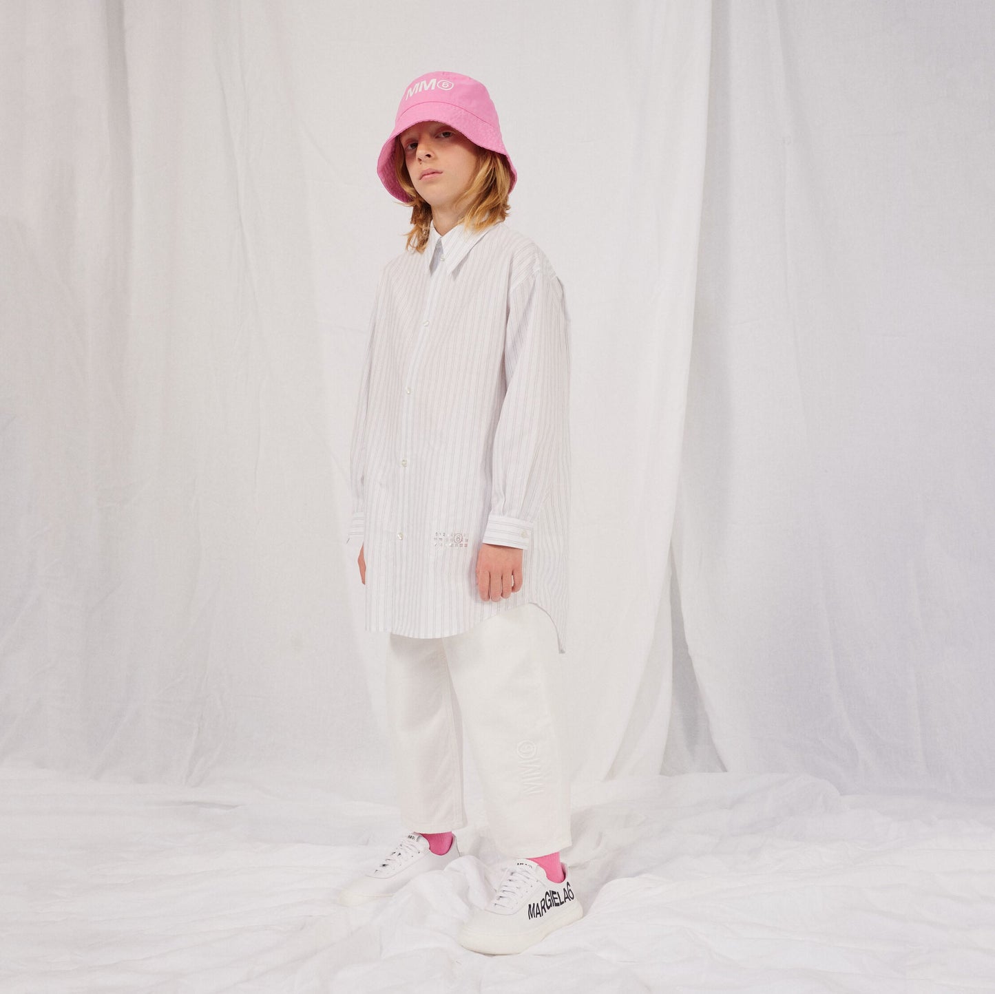 女童白色条纹棉连衣裙