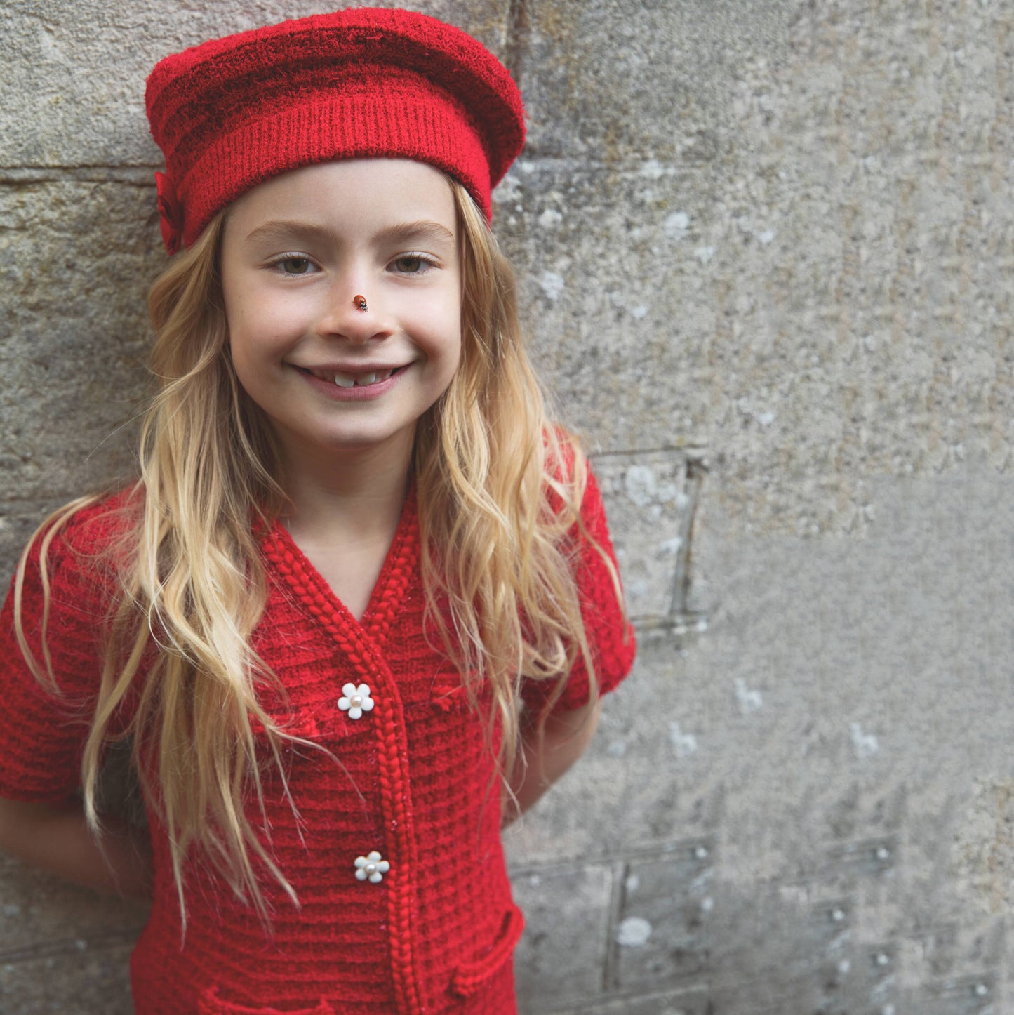 女童红色连衣裙