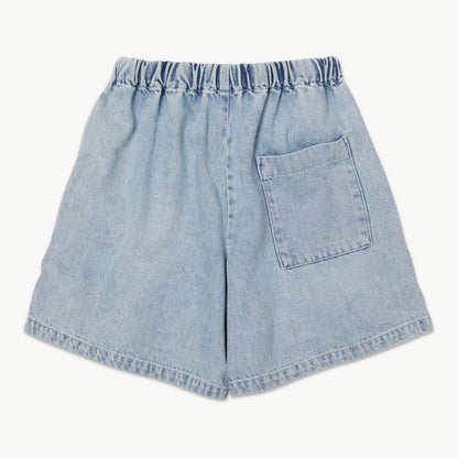 儿童蓝色牛仔短裤