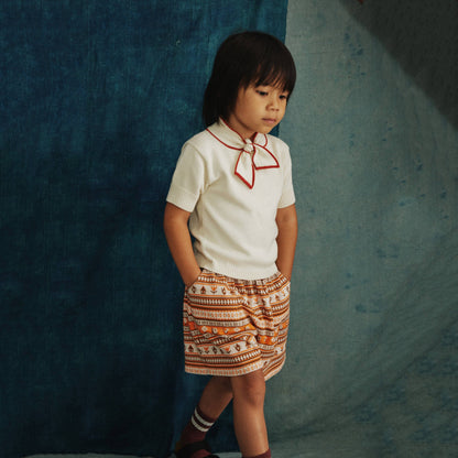 儿童白色蝴蝶结棉毛衣