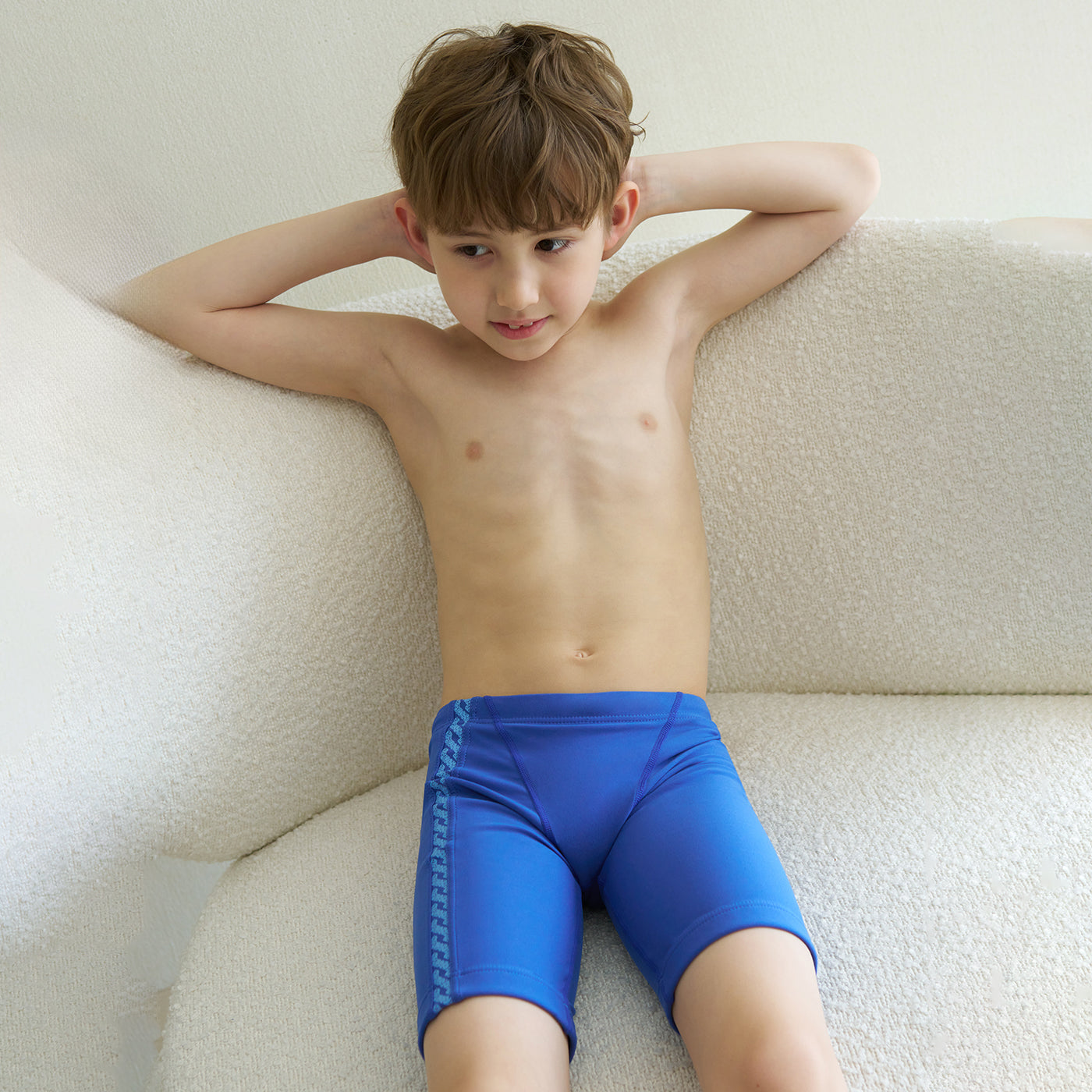 男童蓝色专业泳裤