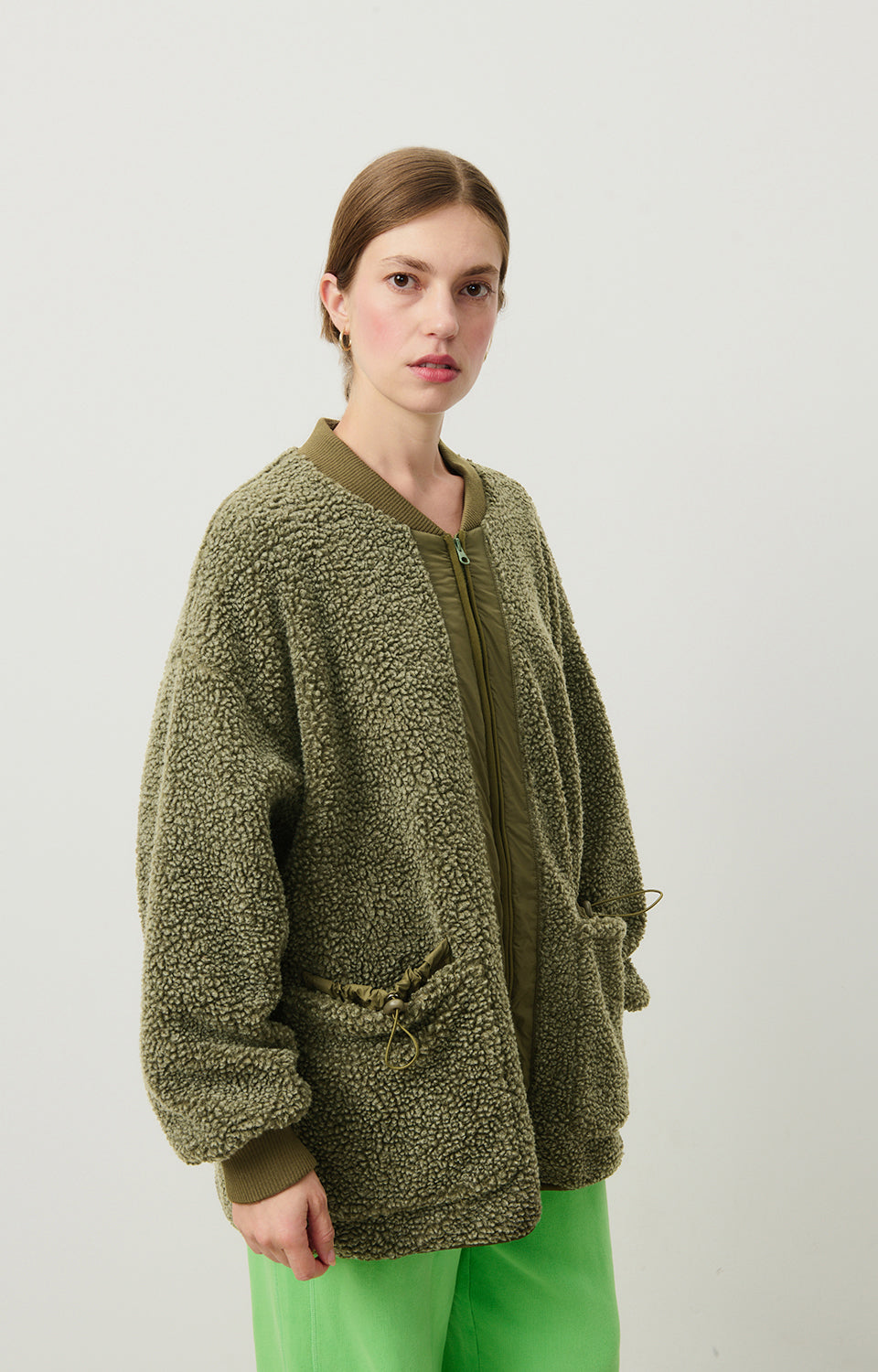 女士绿色拉链夹克