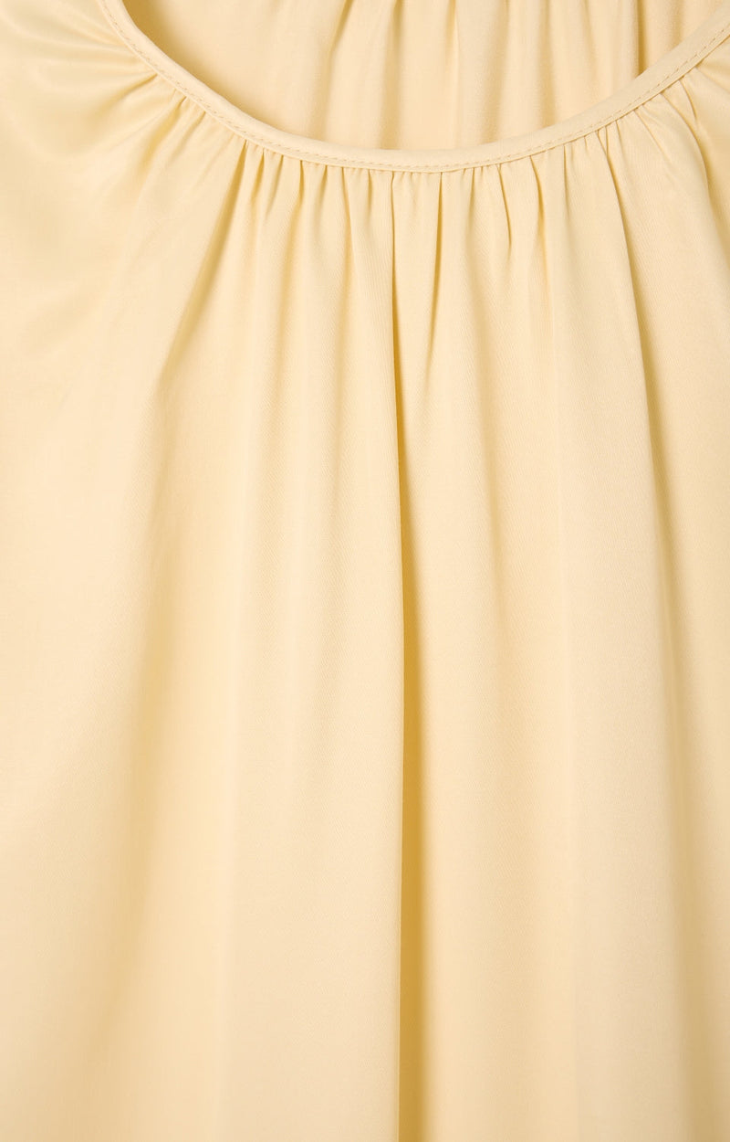 ROBE COURTE AMPLE ML