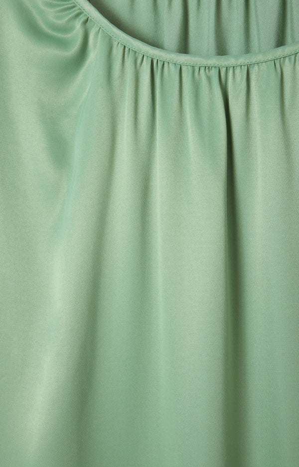 ROBE COURTE AMPLE ML
