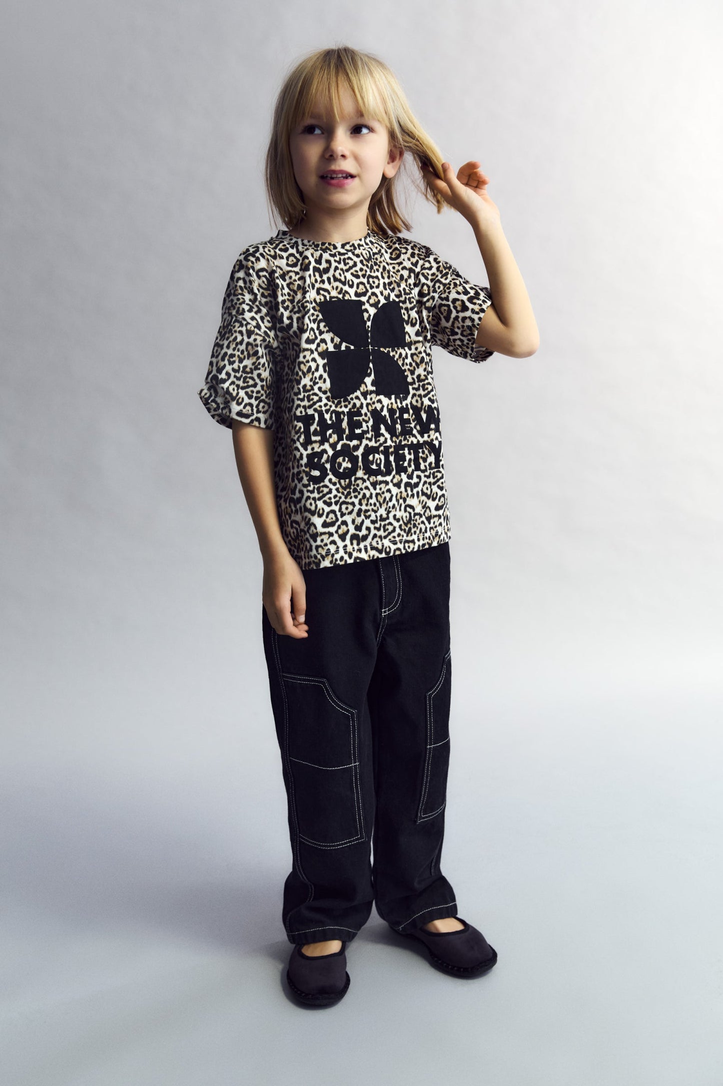 TNS Logo T-shirt Nelia Print