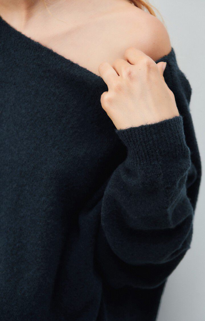 女士船领毛衣