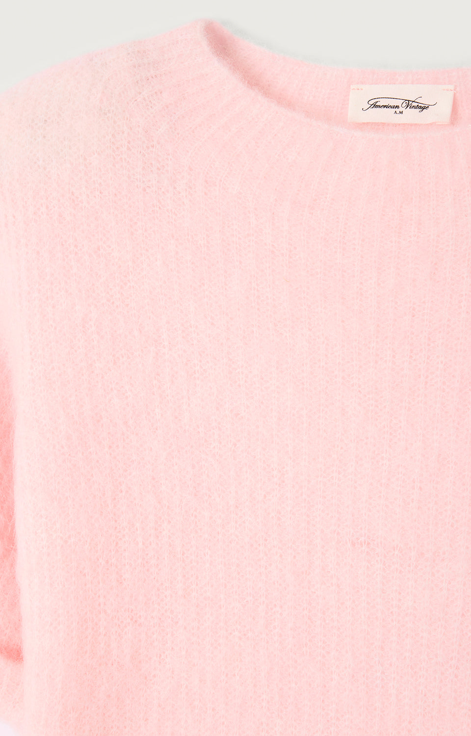 女士修身圆领毛衣