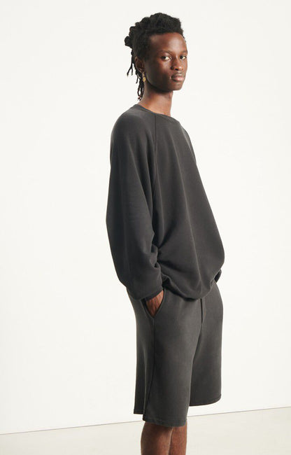 成人款炭黑色圆领卫衣