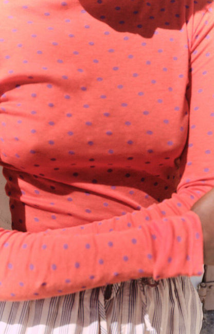 女士修身高领T恤