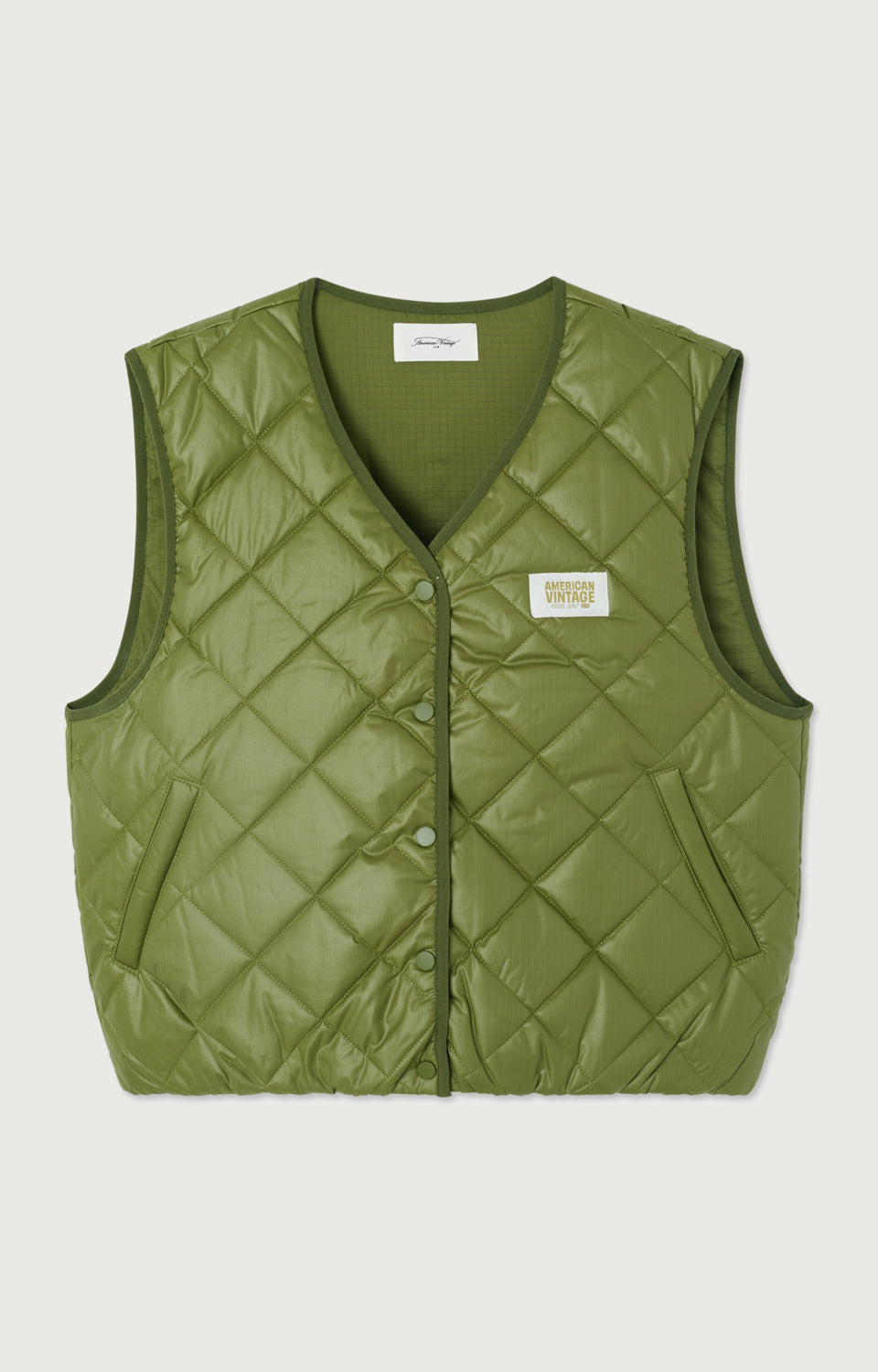 VESTE COURTE BOULE SM SANS COL BOUTONNEE