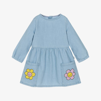 婴儿浅蓝色花朵牛仔连衣裙