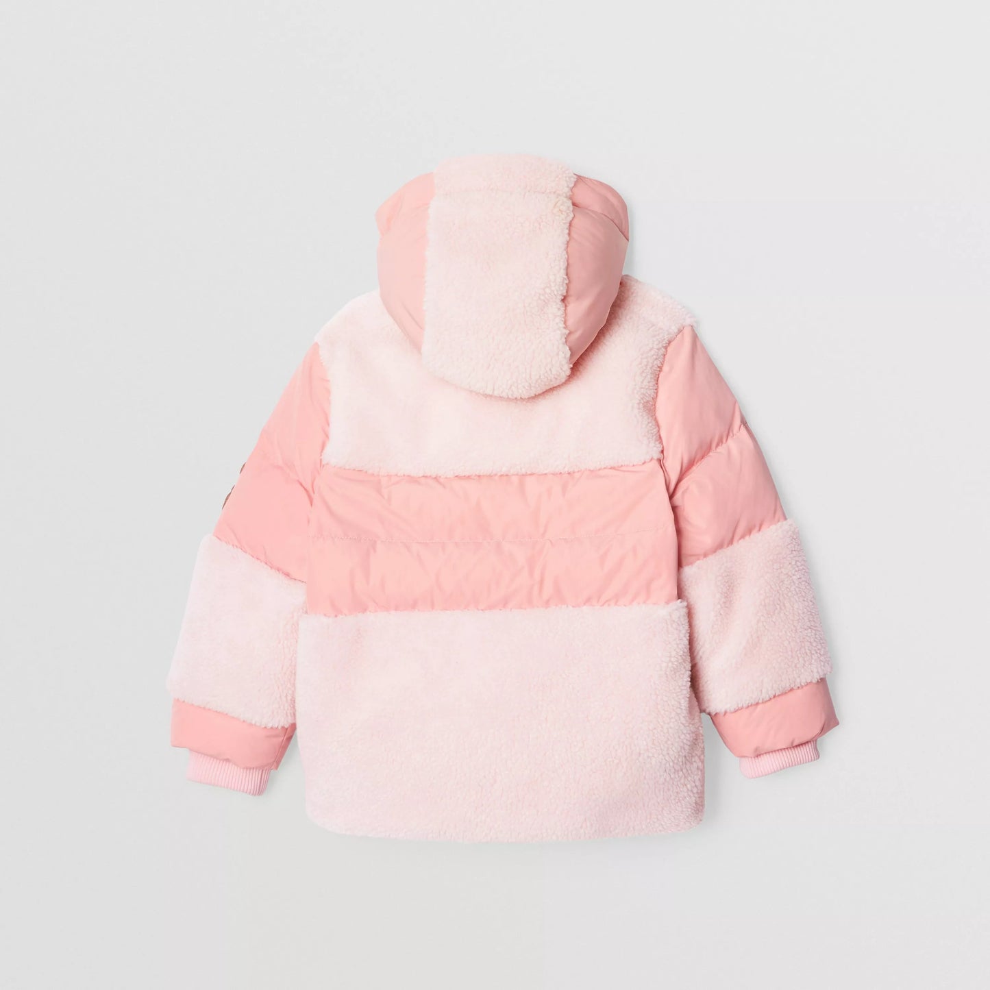 女童粉色羽绒服