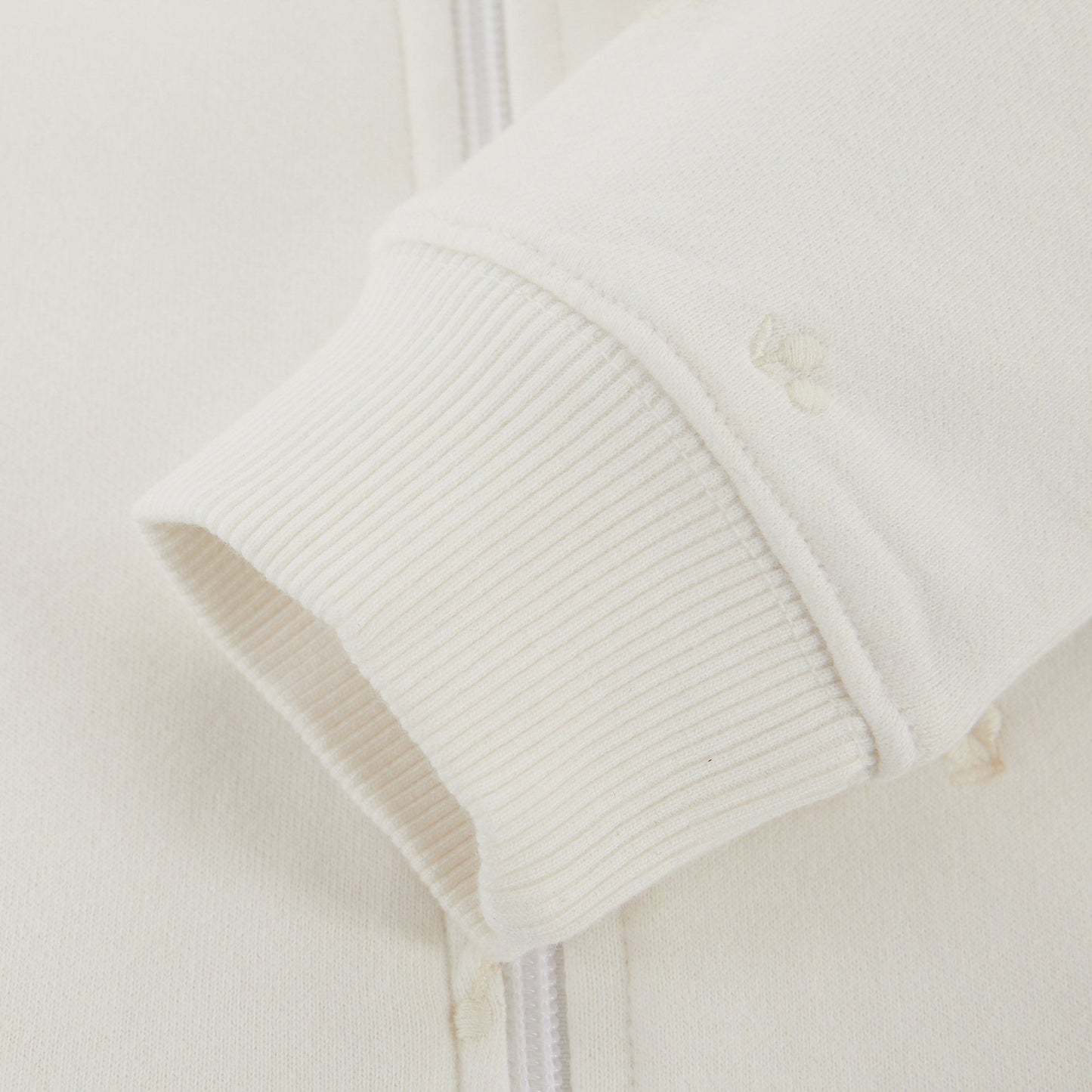 女士白色拉链上衣