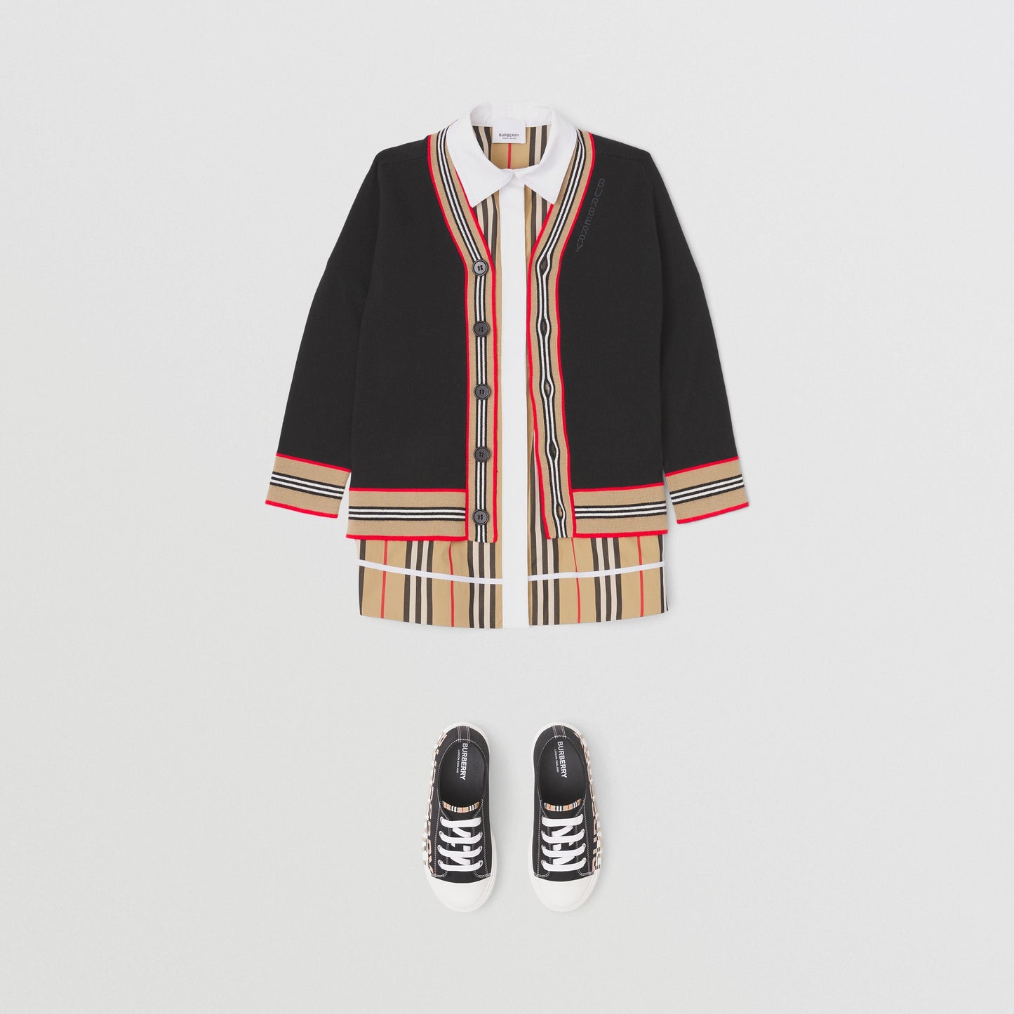 男童黑色刺绣Logo羊毛开衫