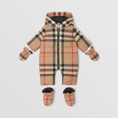 婴儿米色格子羽绒连体衣