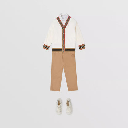 女童象牙白羊毛开衫