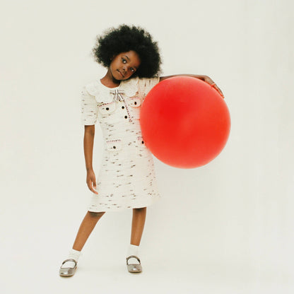 女童象牙白针织连衣裙