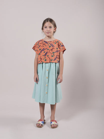 女童绿色纽扣棉连衣裙