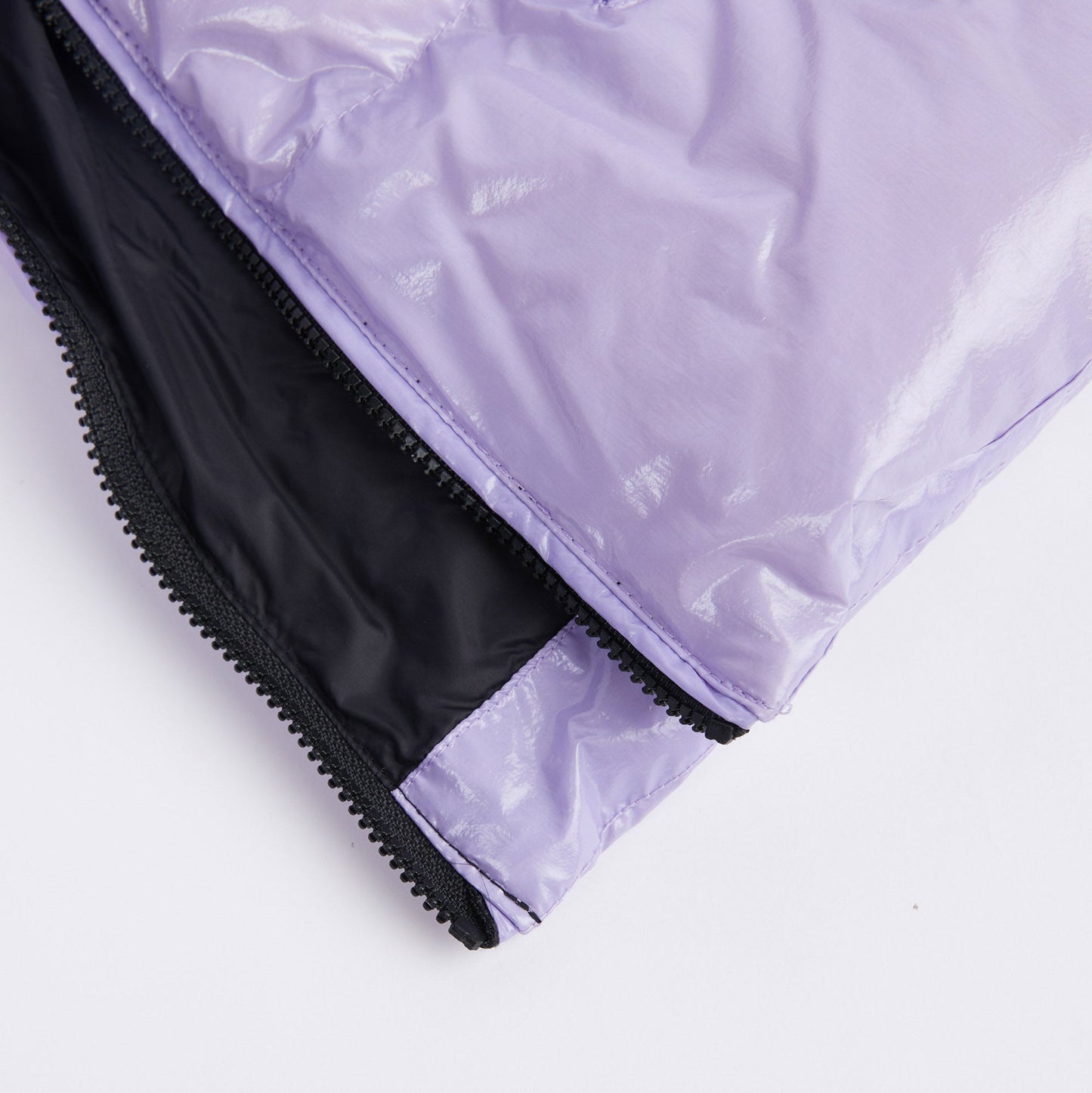 女童淡紫色羽绒服