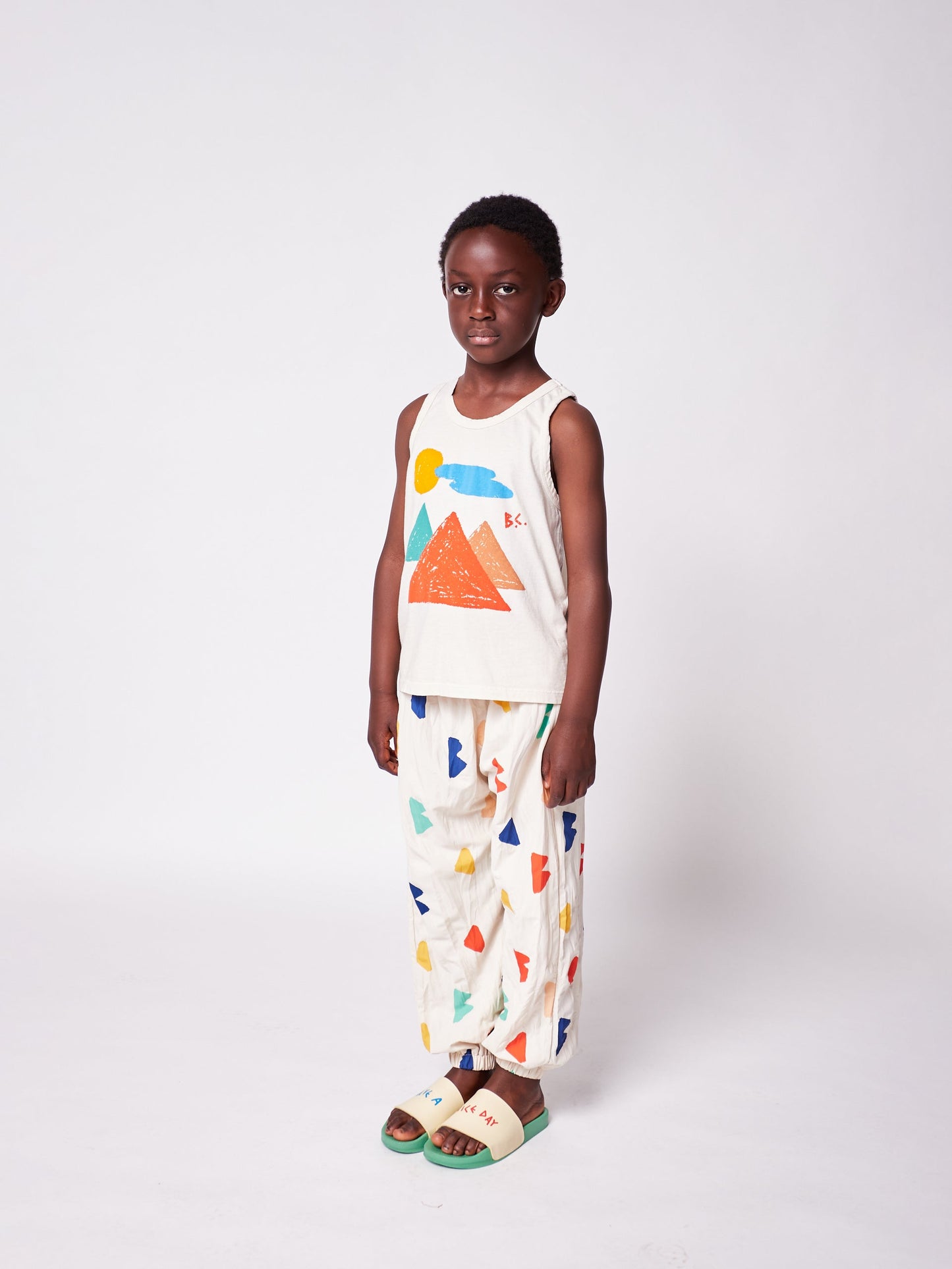 儿童白色Logo棉背心