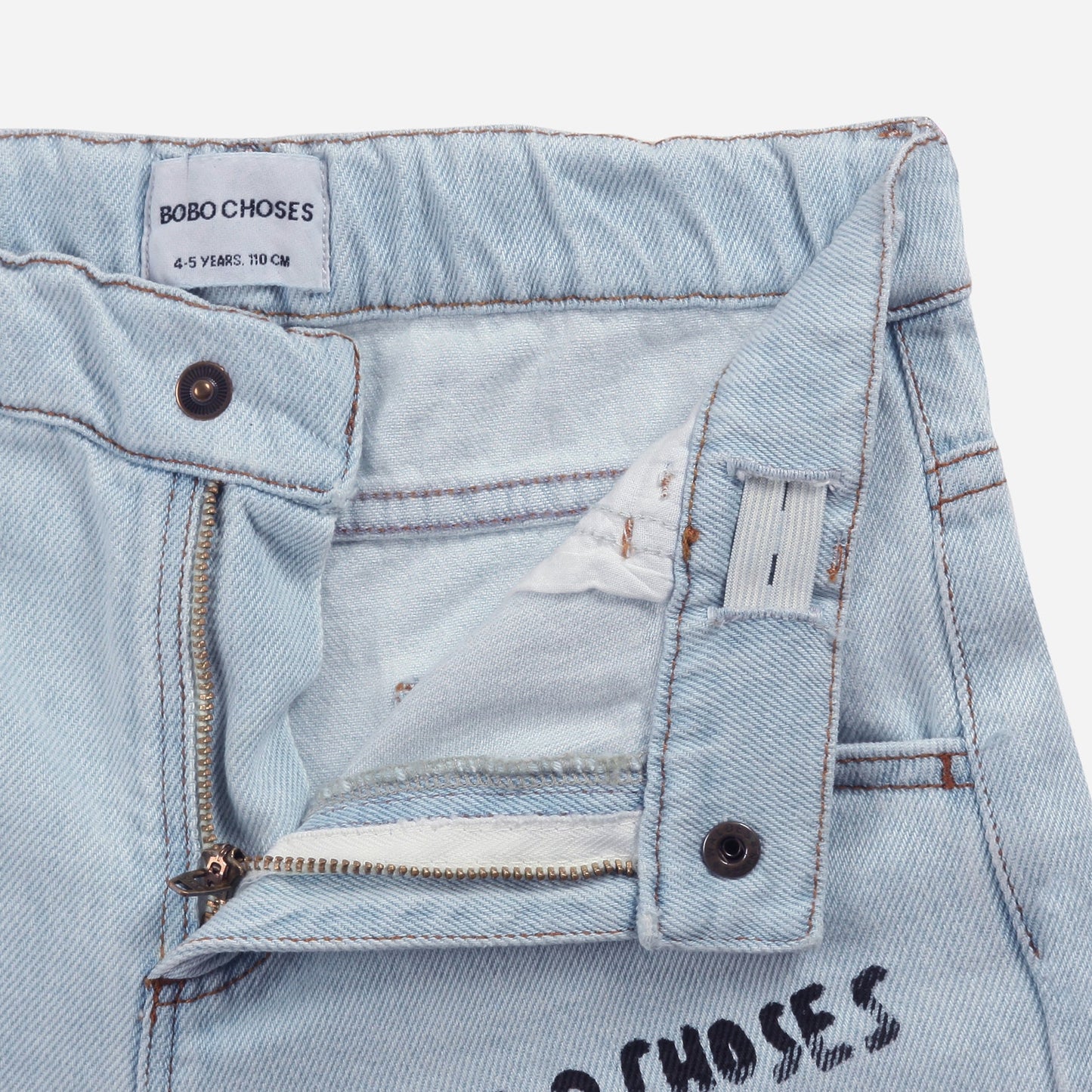 儿童蓝色牛仔短裤