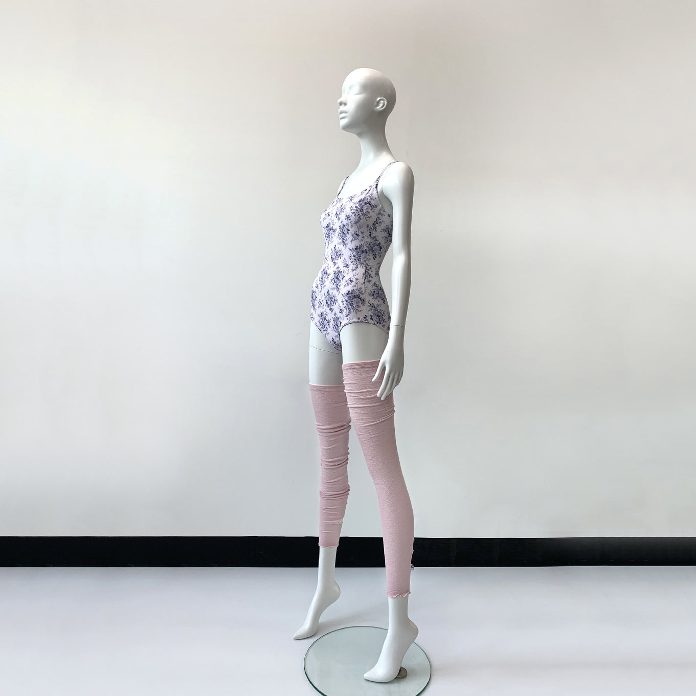 女童浅粉色芭蕾舞护腿袜