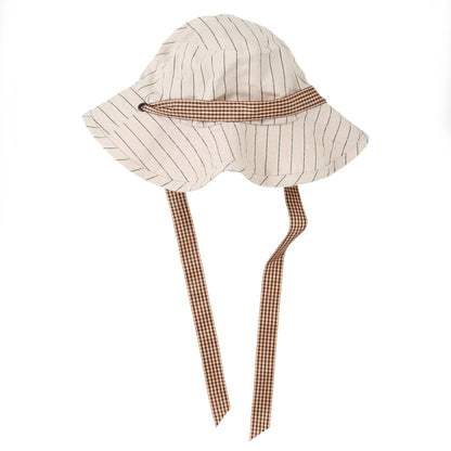 女童白色条纹帽子